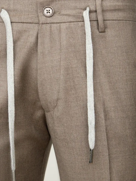 Kasumov_PNT04-2002_50-беж (1)