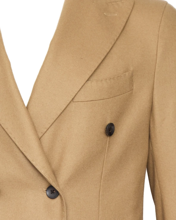 Kasumov_2420019621-беж-2