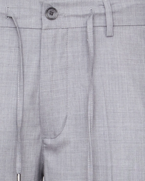 Kasumov_251102_09-сер (1)