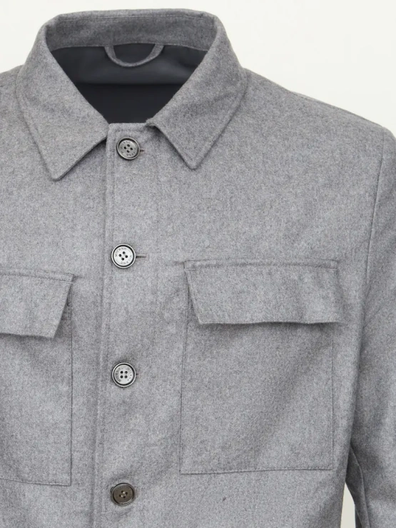 Kasumov_Jkt_22-1005_17-сер (1)