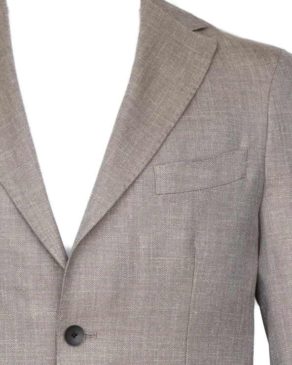 Kasumov_25100427_16-беж