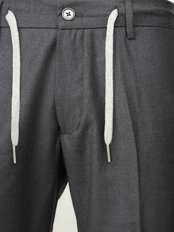 Kasumov_PNT04-2002_12-сер (1)