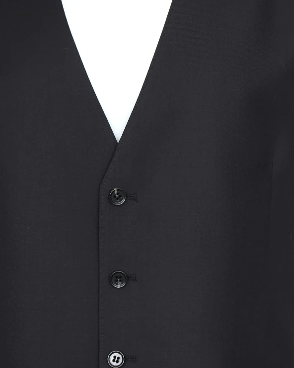 20338ss25_01-черн 1 (1)