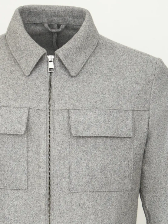 Kasumov_Jkt_22-1004_17-сер (1)